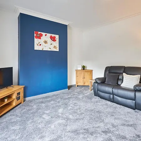 Host & - Clarendon * Redcar