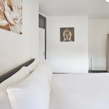 Apartament Host & - Clarendon *